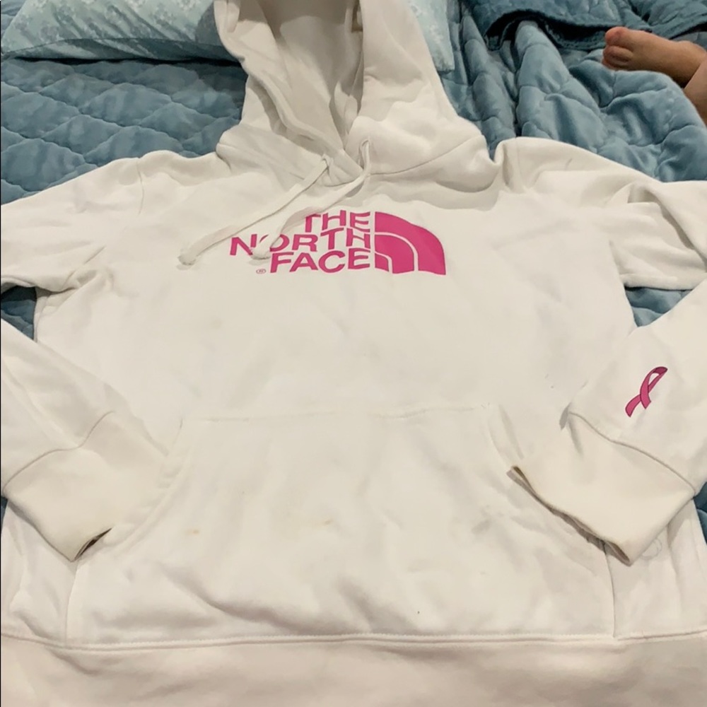 Women’s north face hoodie